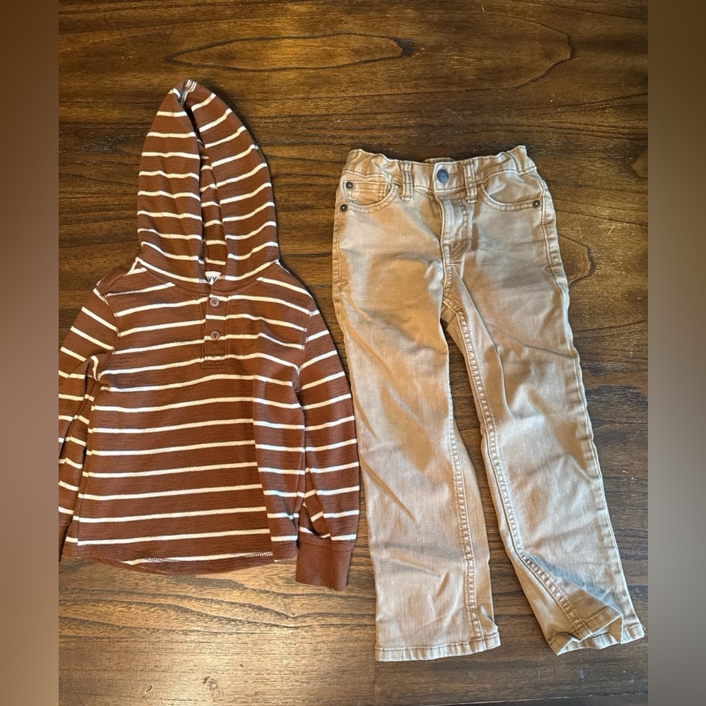 2 Boys Size 4t/4 Old Navy Hooded Shirt & Cat & Jack Khakis
